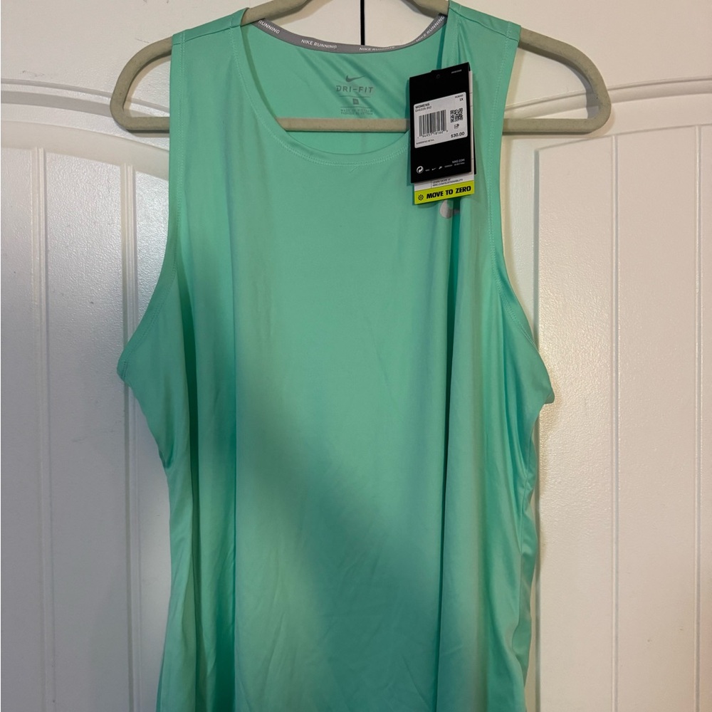 Nike Green Sleeveless Tank Top Lightweight